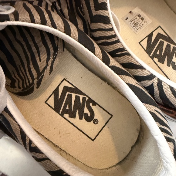 Vans Womens Era Safari Animal Print Sneakers Shoes Size 8 Zebra cheetah Jaguar - Picture 6 of 7